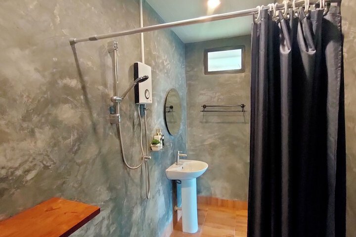 Room 44 of 62