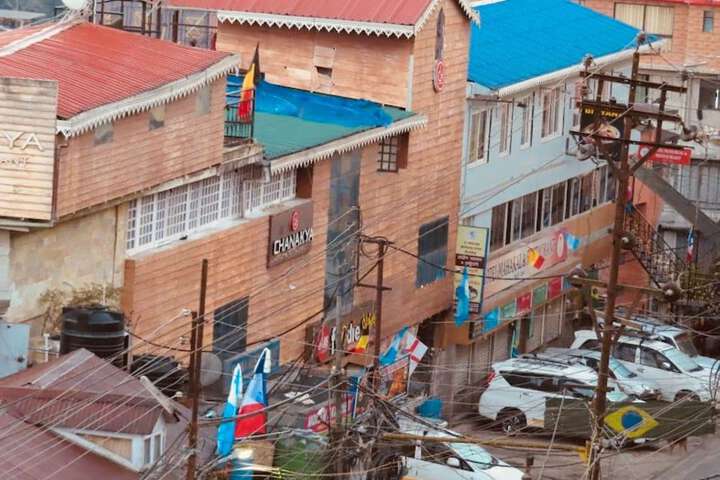 Peak To Peaks CHANAKYA Hotel Darjeeling
