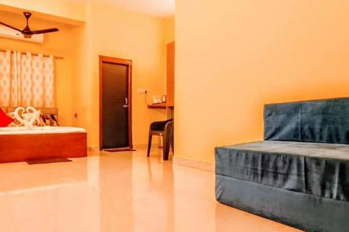 Hotel Interior 2 of 16