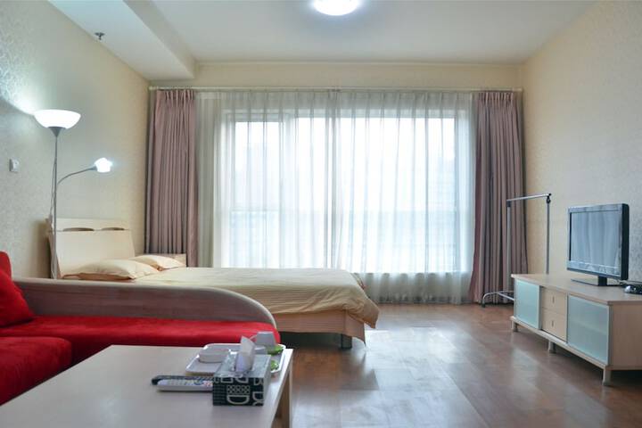 Room 10 of 31