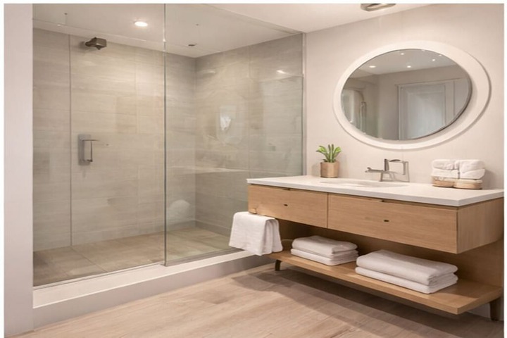 Room 4 of 6