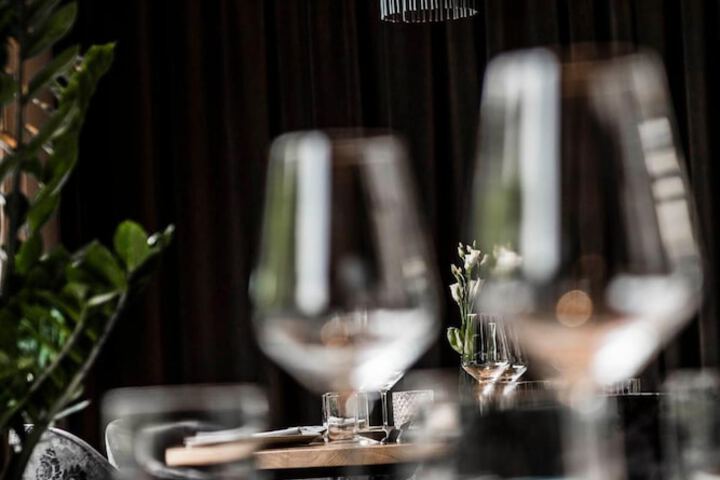 Dining 43 of 57