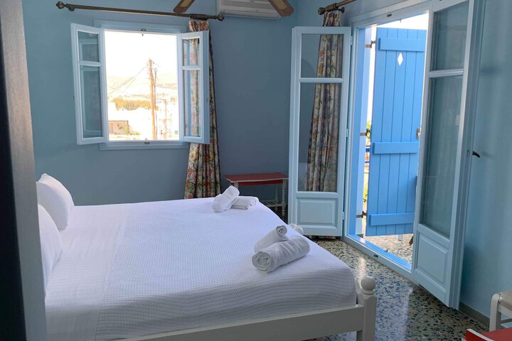 Room 15 of 90