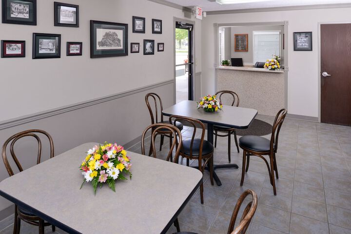 Breakfast area