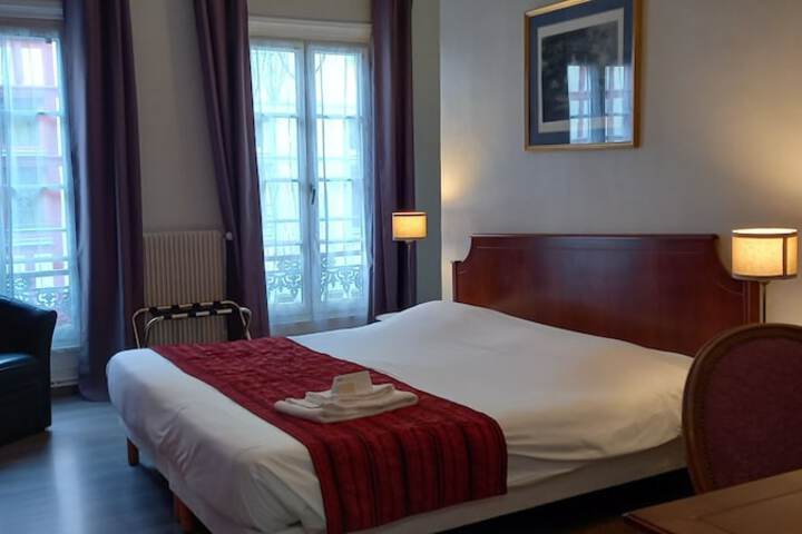 Room 11 of 54