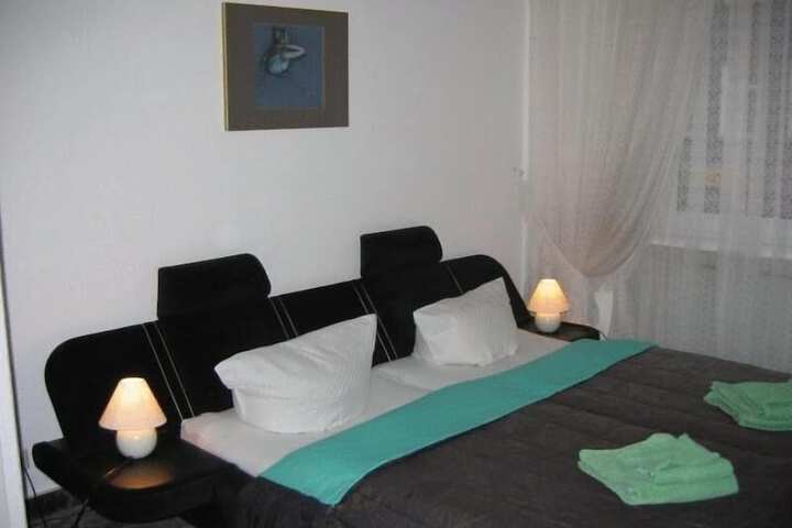 Room 12 of 51