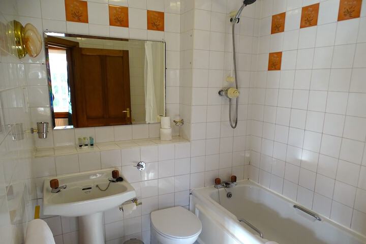 Room 19 of 57