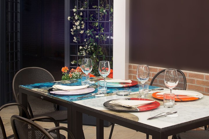 Dining 53 of 64