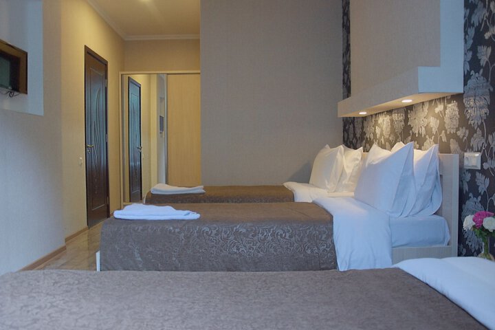 Room 6 of 134