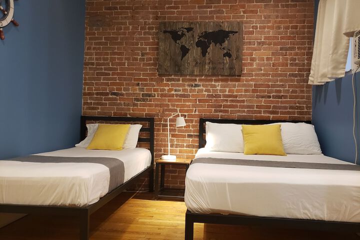 Room 8 of 48