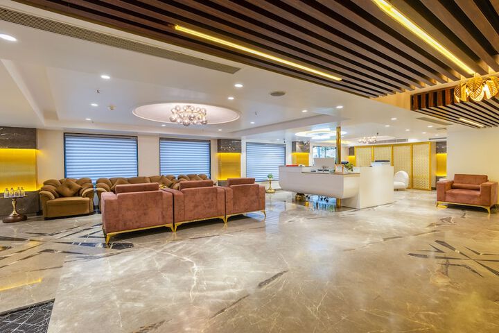 Hotel Interior 4 of 57
