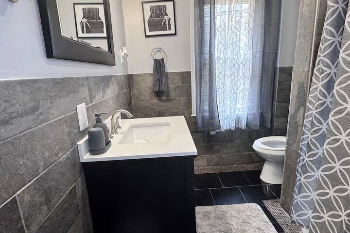 Room 15 of 23