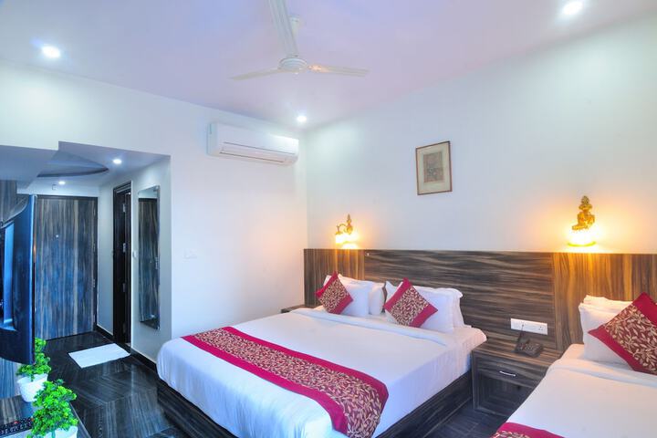 Room 14 of 36