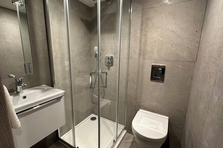 Room 21 of 26