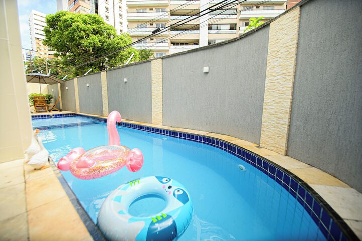Pool 64 of 95