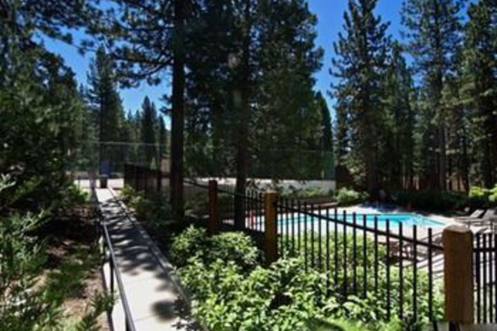 Pool 24 of 25