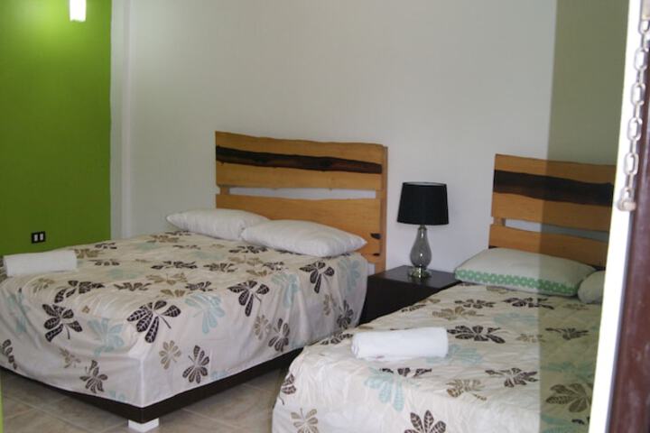 Room 12 of 39