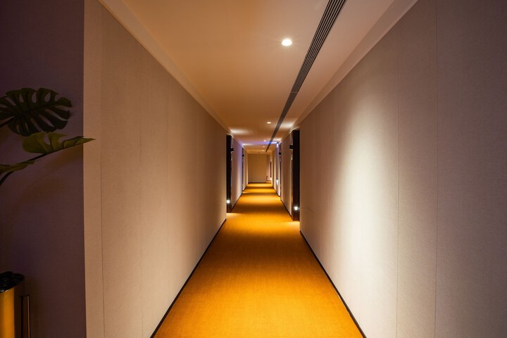 Ballroom/Hall 196 of 210