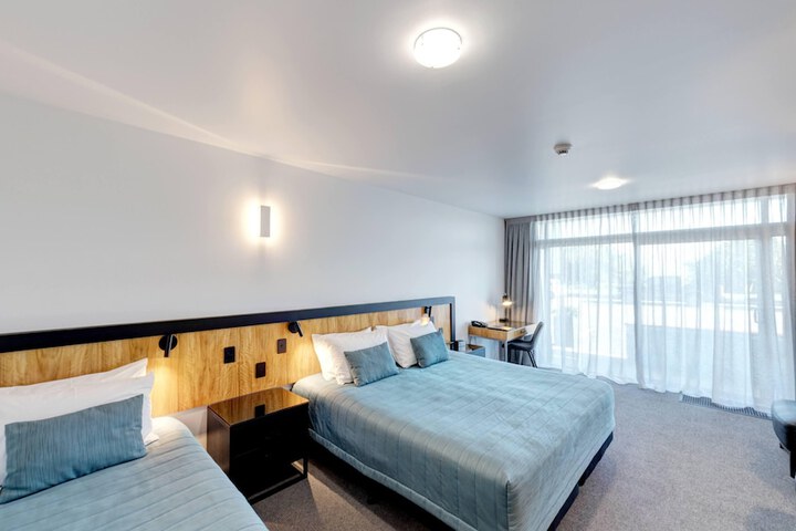 Room 19 of 71