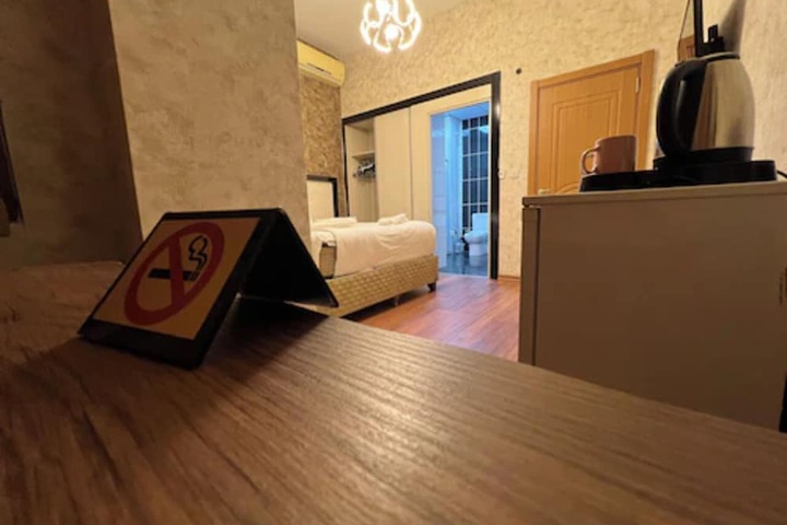 Room 30 of 74