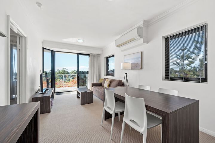 Room 10 of 51