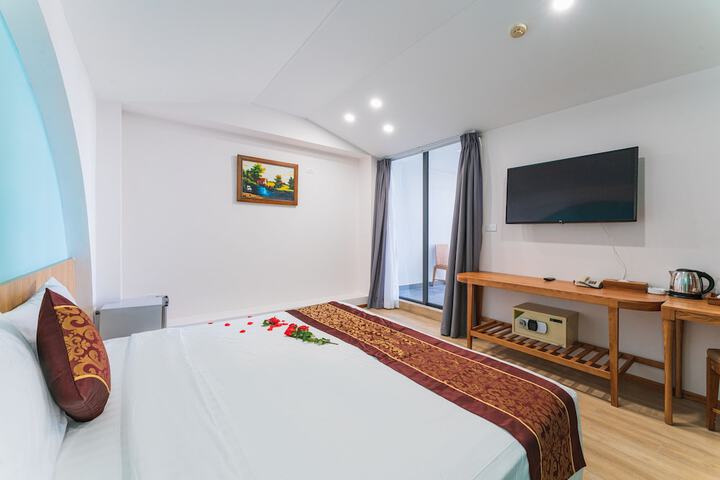 Room 43 of 58