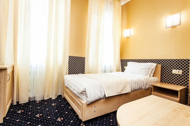 Room 6 of 89