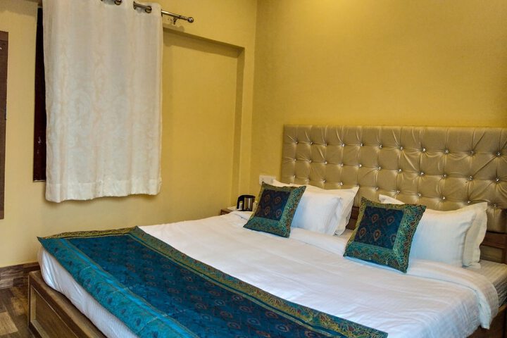 Room 38 of 117