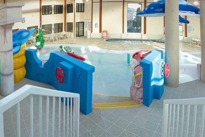 Pool 81 of 222