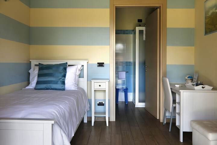 Room 12 of 59