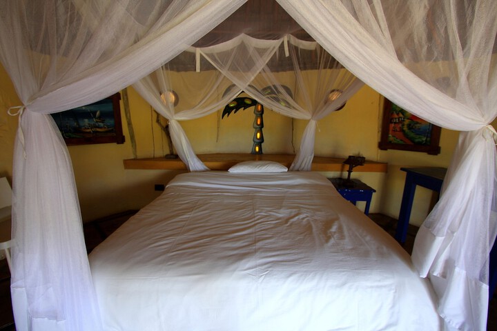 Room 3 of 68