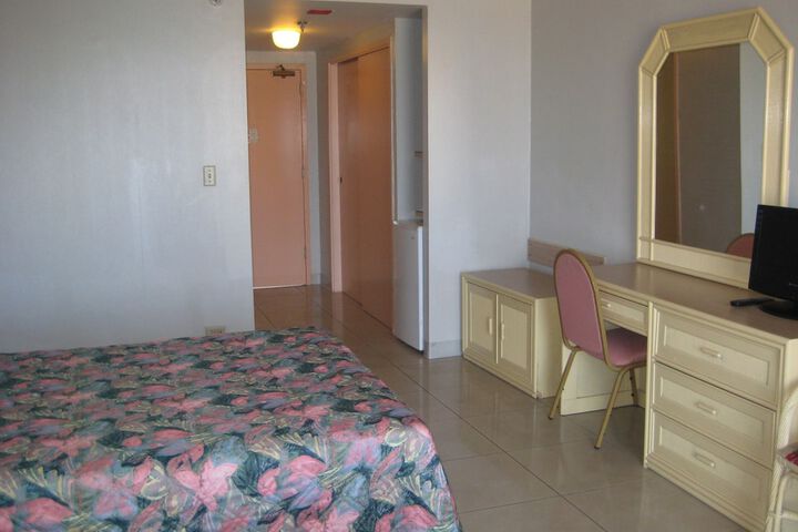 Room 7 of 22
