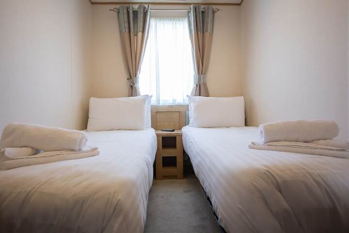 Room 12 of 52