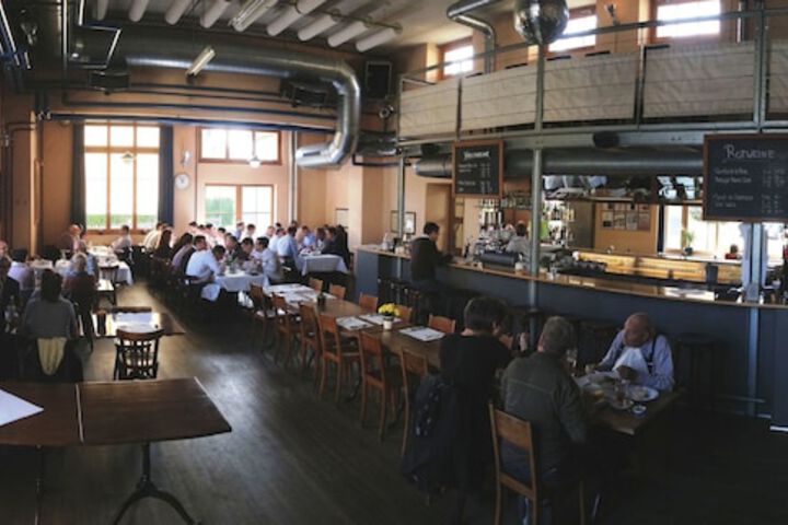 Dining 45 of 67