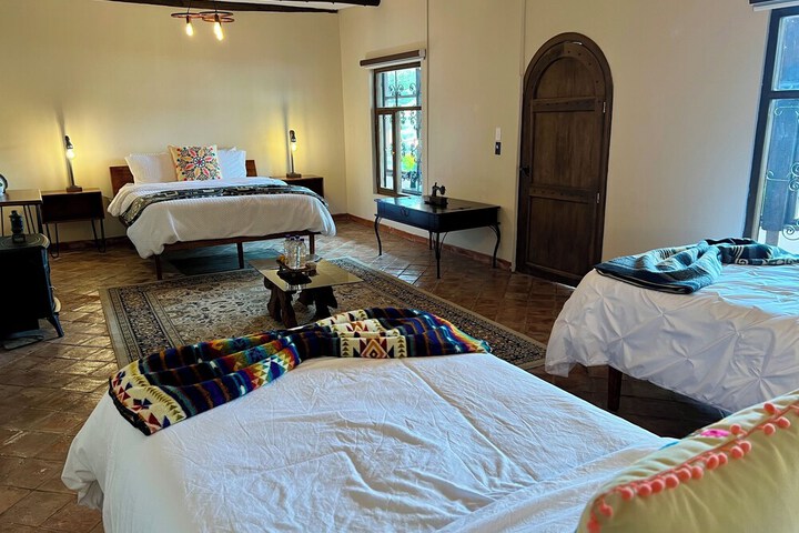 Room 9 of 24