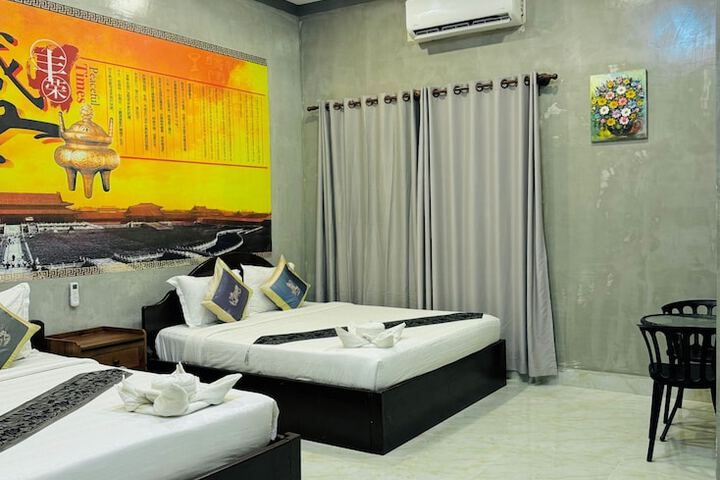 Room 15 of 30