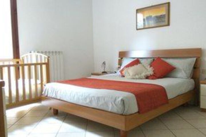 Room 8 of 15