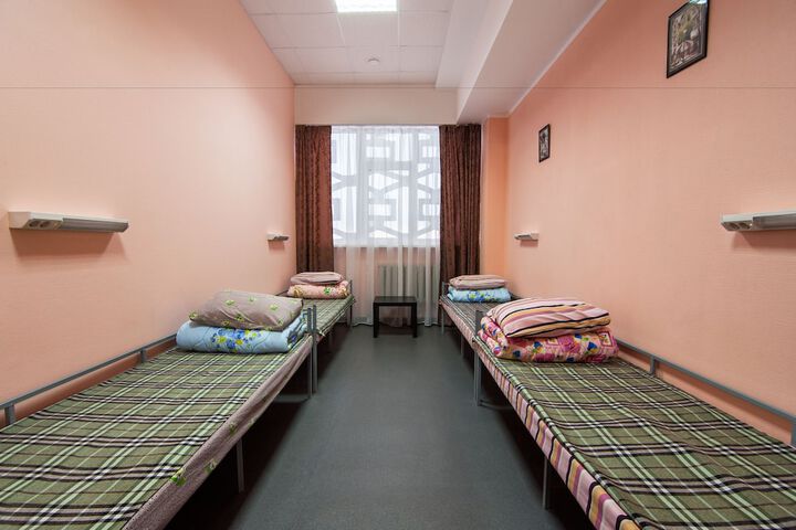Room 16 of 32
