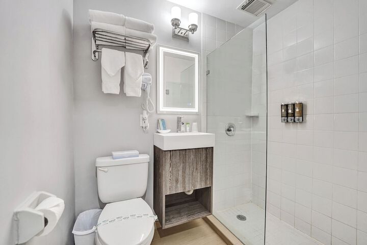 Bathroom amenities