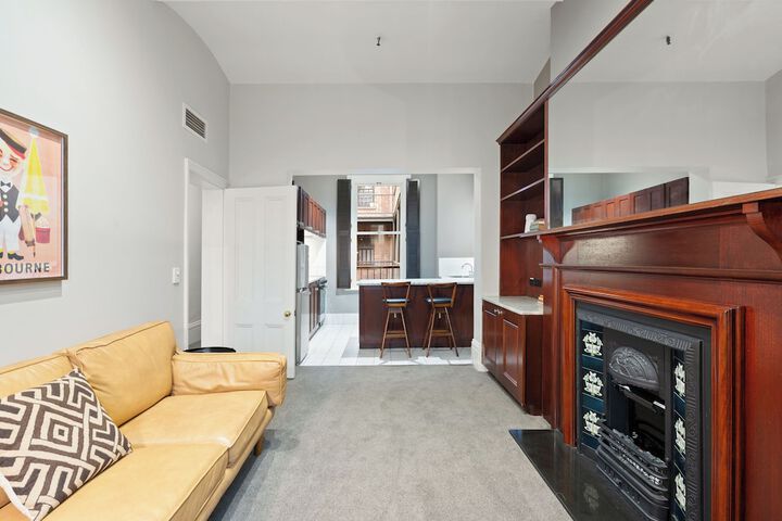 Room 183 of 318