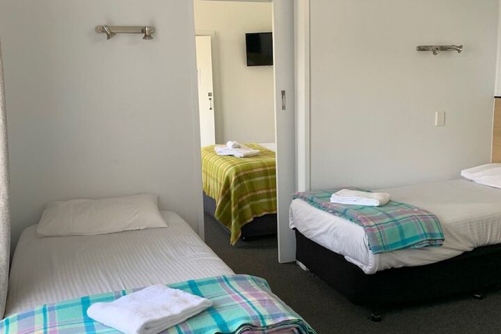 Room 15 of 65