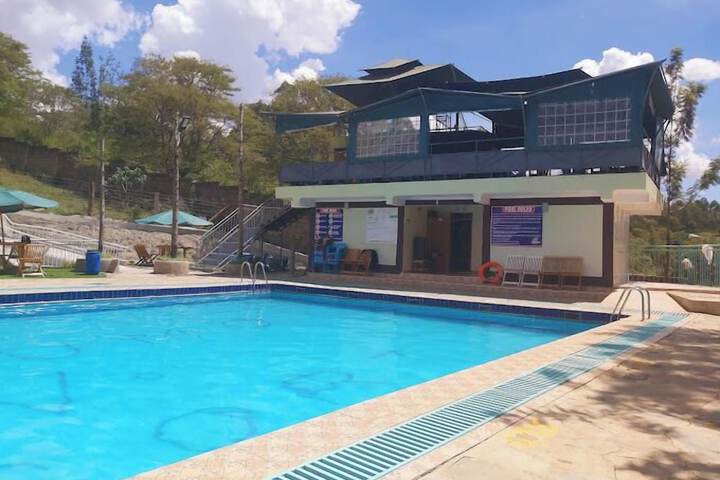 Pool 8 of 26
