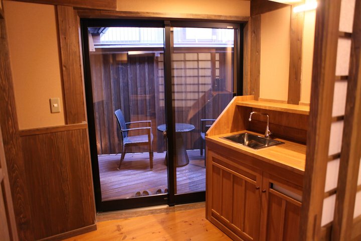 Room 20 of 42
