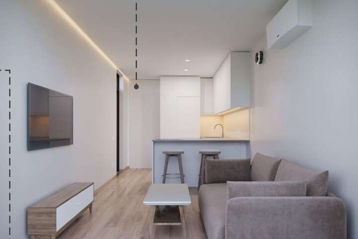 Room 3 of 8