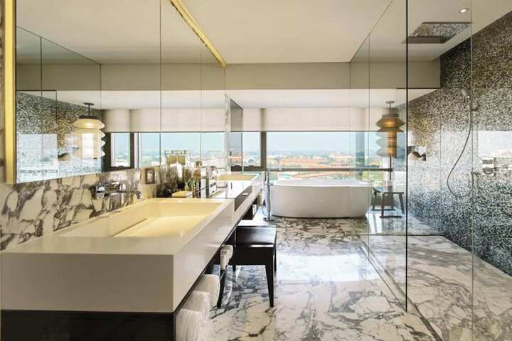 Clean Restrooms