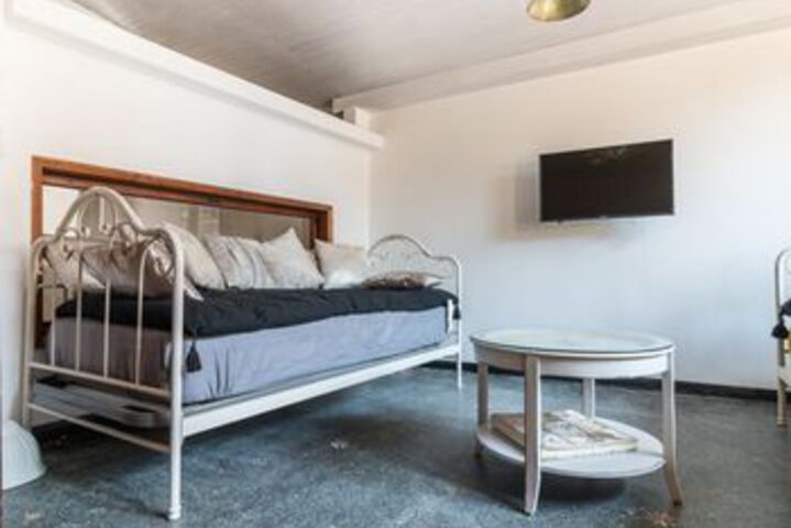 Room 15 of 49