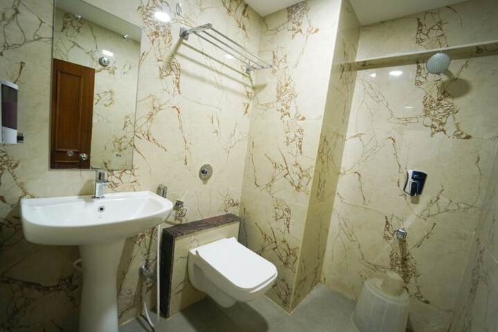 Room 20 of 27