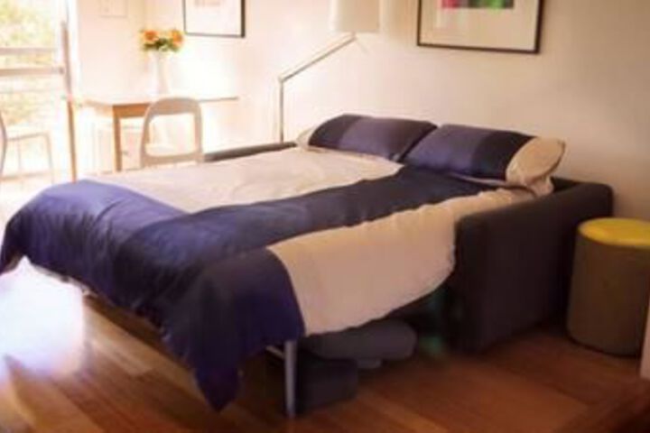 Room 7 of 10
