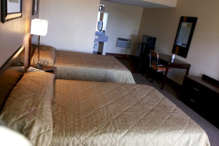 Room 5 of 38