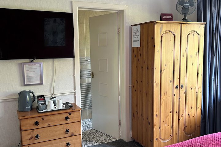 Room 9 of 59